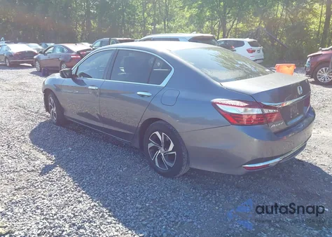 2016 Honda Accord Lx z USA, uszkodzony, nr VIN 1HGCR2F31GA036883